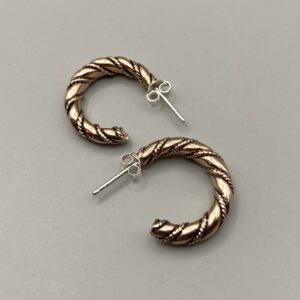 Örhänge vriden ring Brons